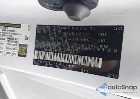 2022 Toyota Corolla Cross Le z USA, uszkodzony, nr VIN 7MUBAABG7NV027907